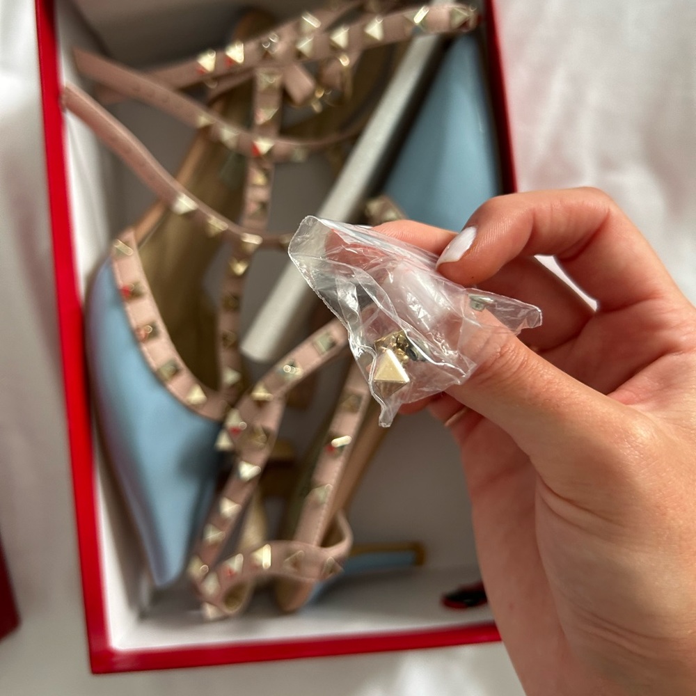 Valentino Heels - Picture 6 of 7